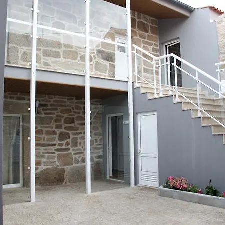 Patio Da Caetana Freineda